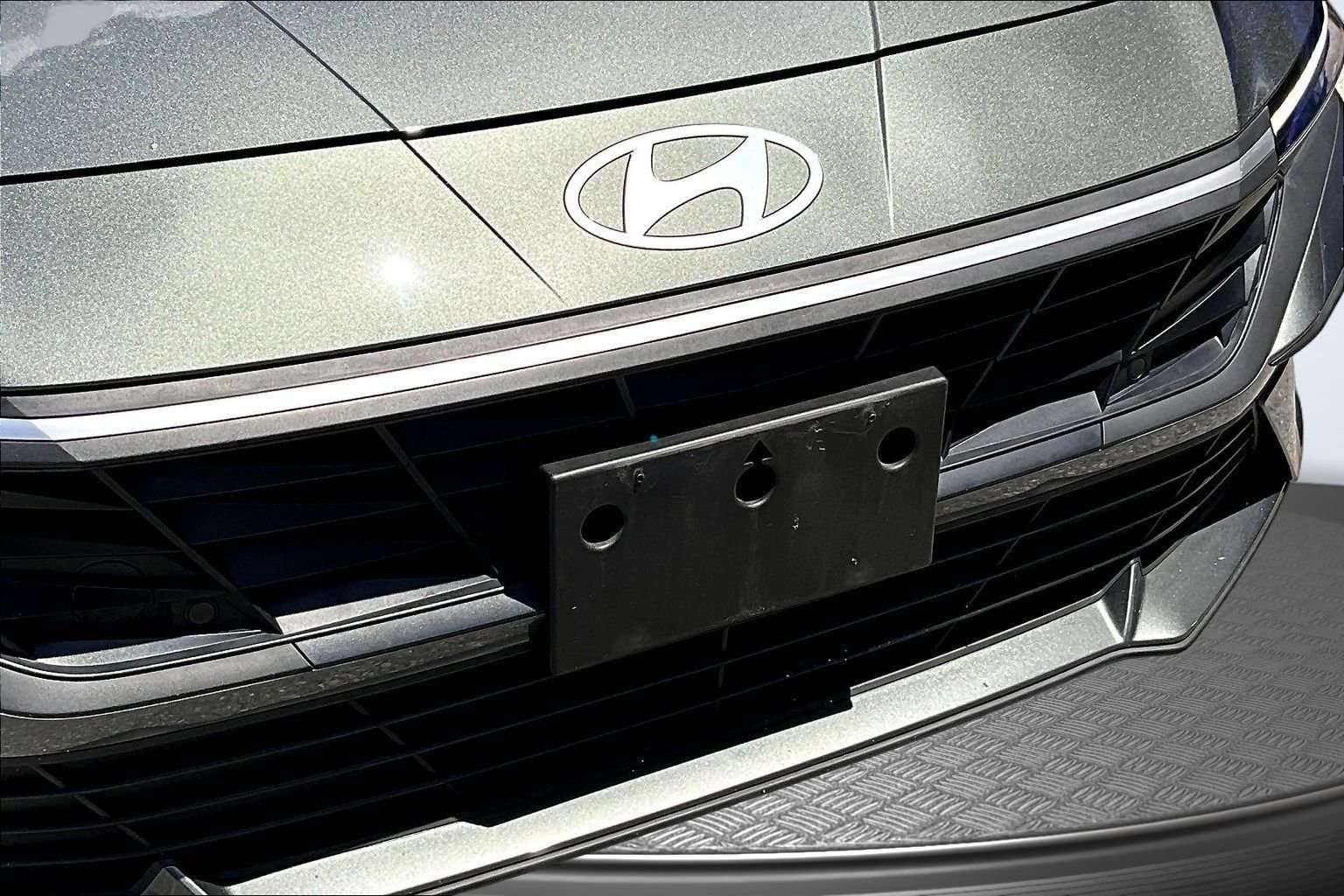 Certified Used 2025 Gray Hyundai SEL Sport image 34