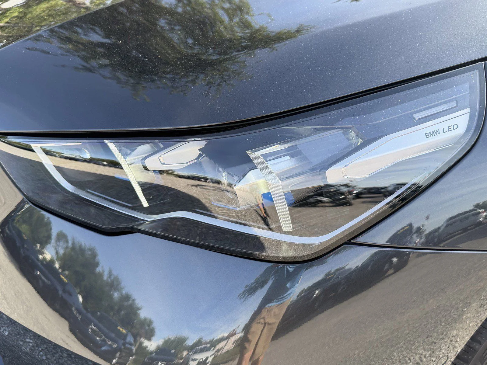 New 2027 Dark Graphite Metallic BMW 530i image 9