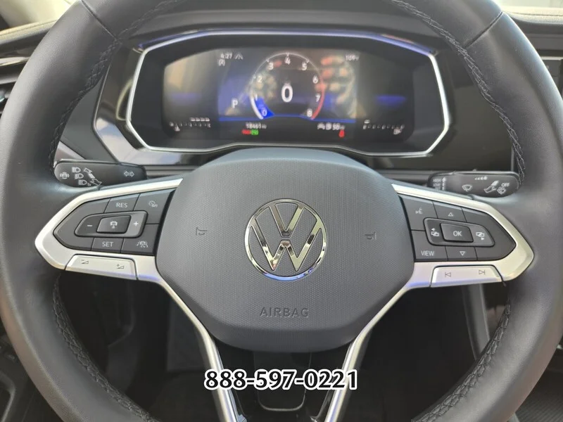 Used 2023 WHITE Volkswagen 1.5T SE image 27