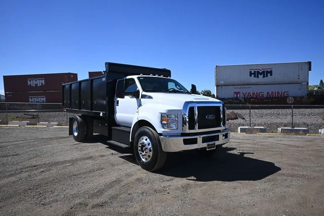 2027 Ford F-650SD Base