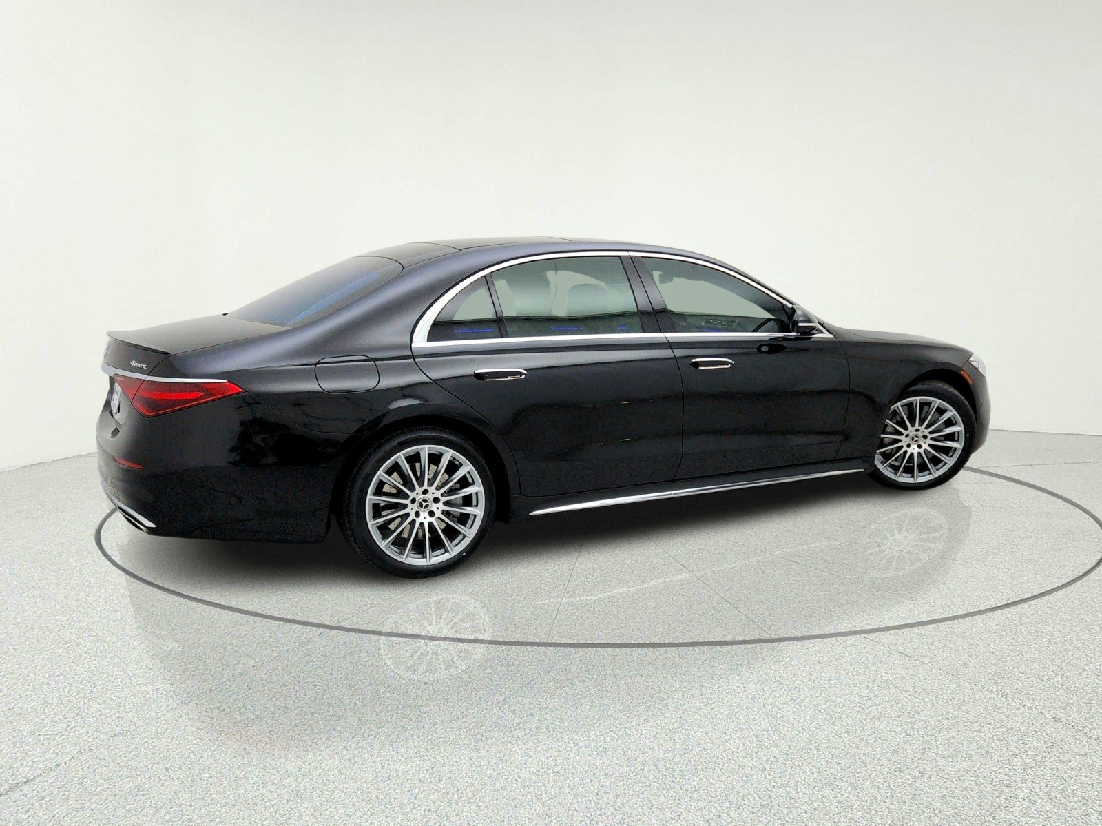 Certified Used 2023 Obsidian Black Mercedes-Benz S 580 image 8