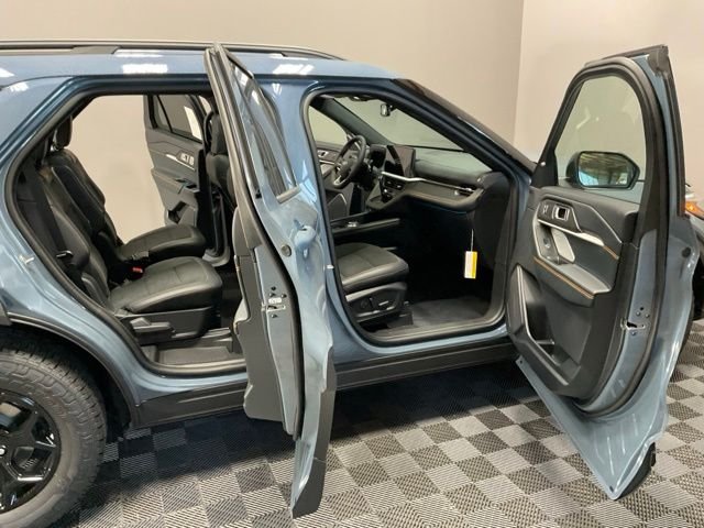 New 2026 Vapor Blue Metallic Ford Tremor® image 22