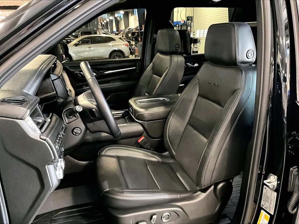 Used 2024 Black GMC Denali image 10