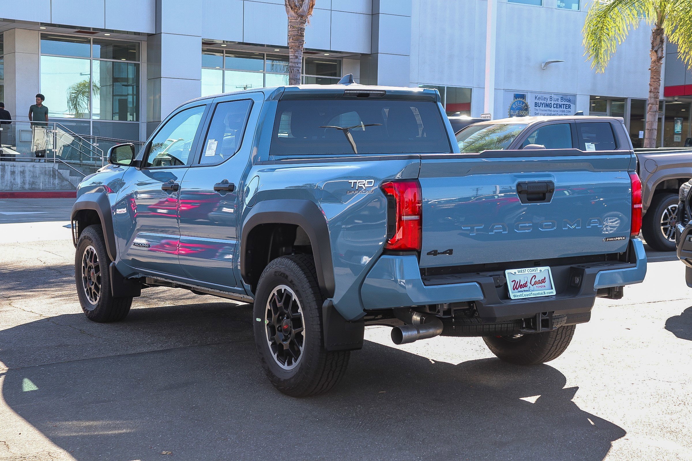2026 Toyota Tacoma TRD Off Road - Photo 10