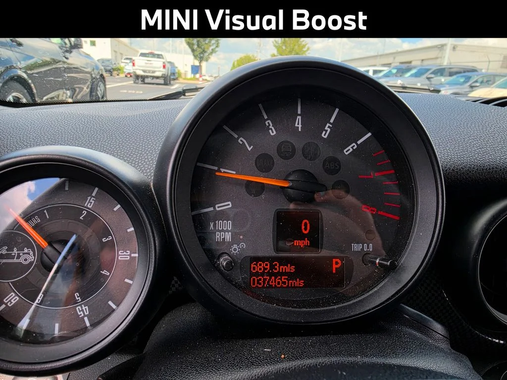 Used 2015 White MINI Base image 14