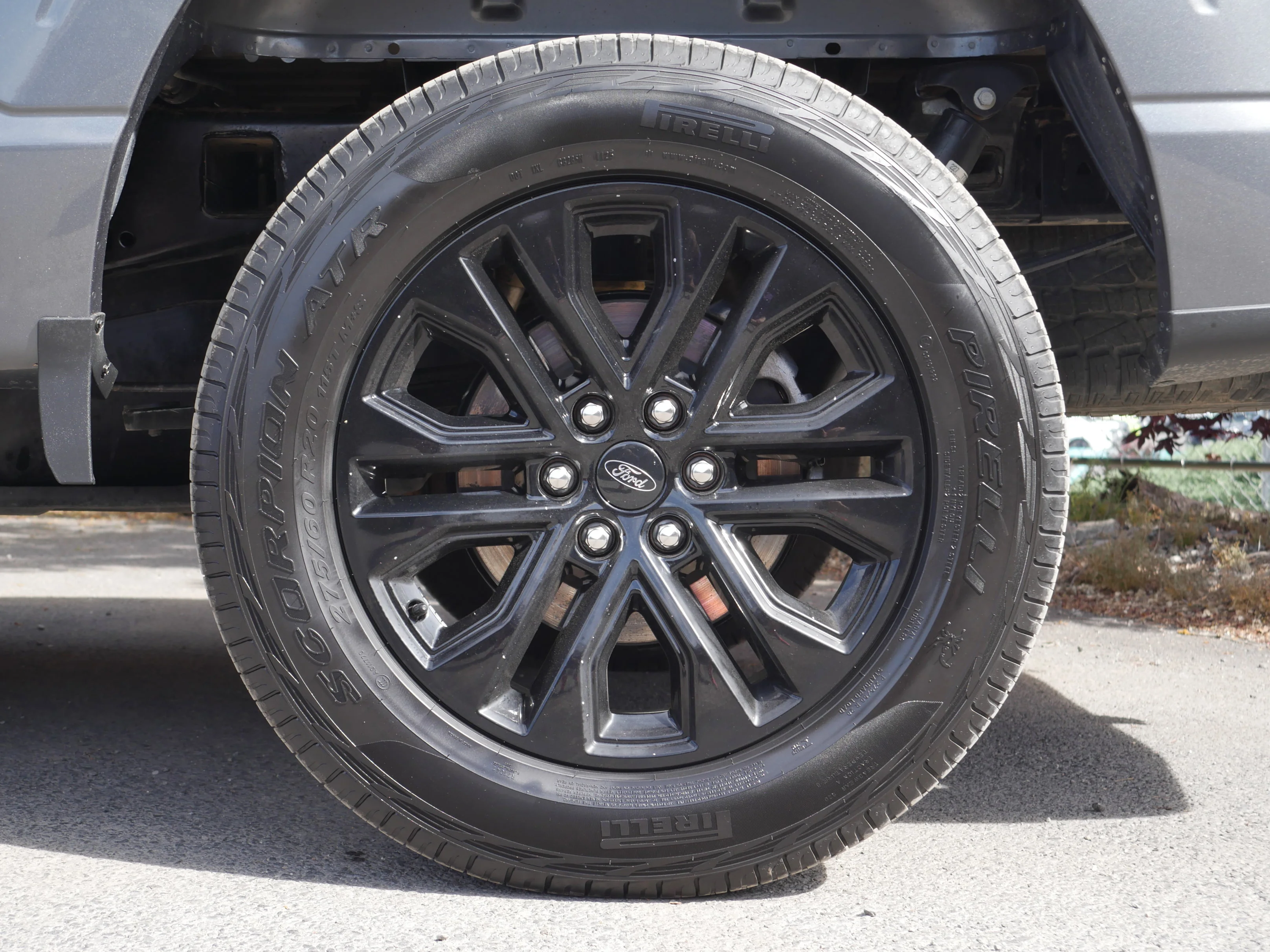 Certified Used 2025 Carbonized Gray Metallic Ford XLT image 19