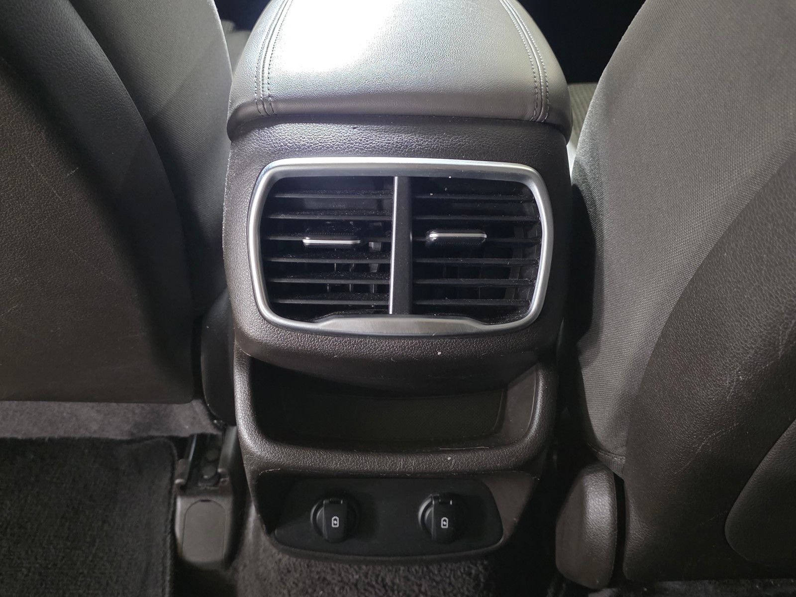 Used 2019 Machine Gray Hyundai SEL Plus image 12