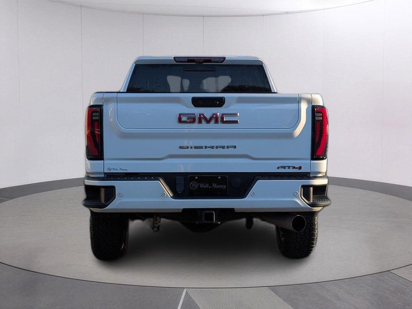 Used 2024 Summit White GMC AT4 image 4