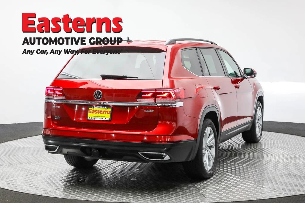 Used 2022 Red Volkswagen 3.6L V6 SE w/Technology image 5