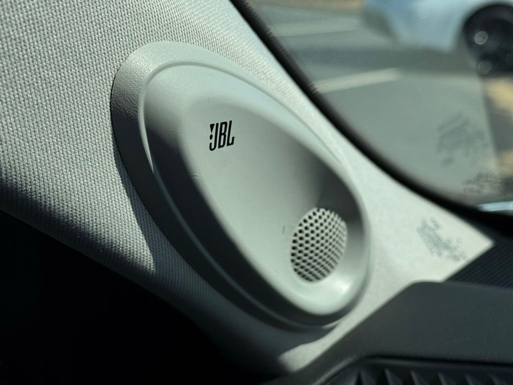 Used 2024  Toyota Platinum image 30