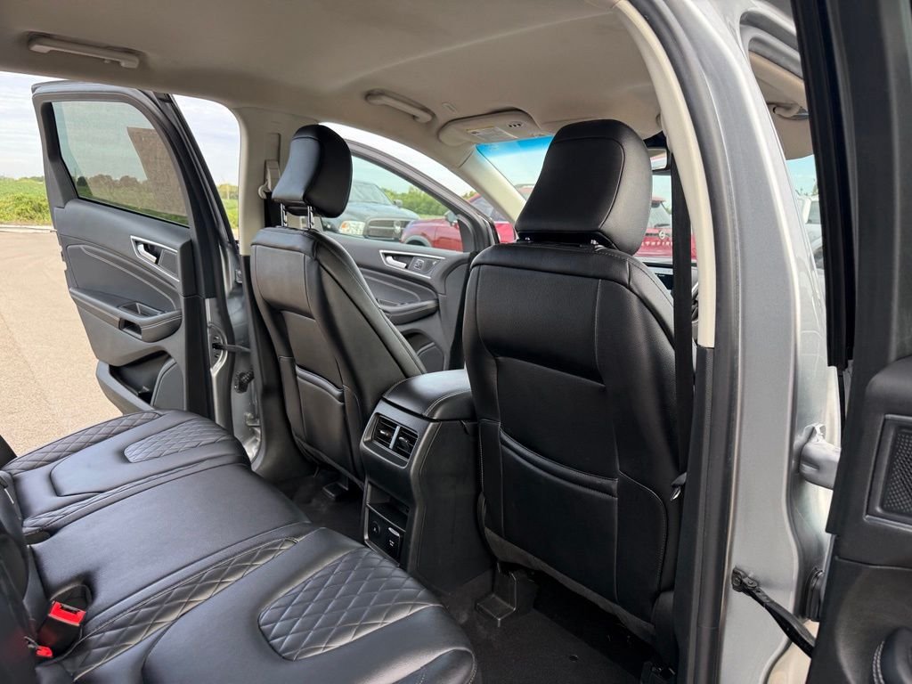 Used 2023 Silver Ford Titanium image 20