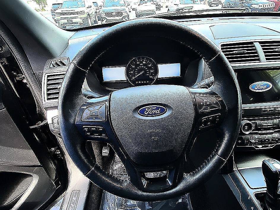Used 2017 Magnetic Ford XLT image 14