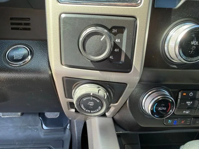 Used 2019  Ford  image 26