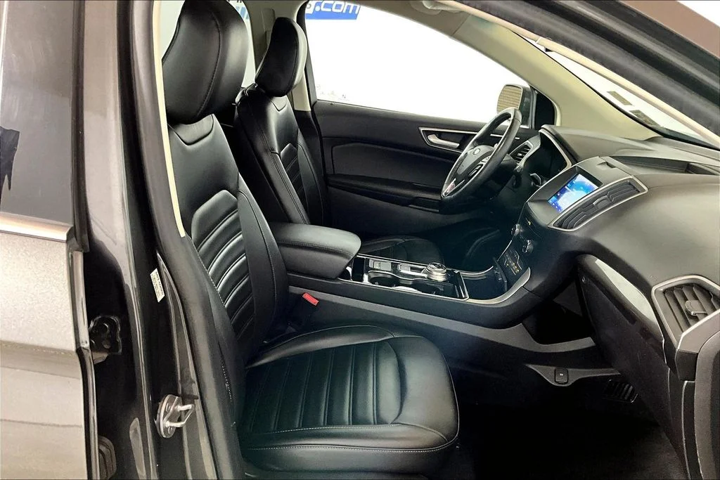 Certified Used 2020 Magnetic Ford SEL image 6