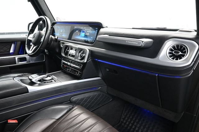 Used 2022 Brown Mercedes-Benz G 550 image 6