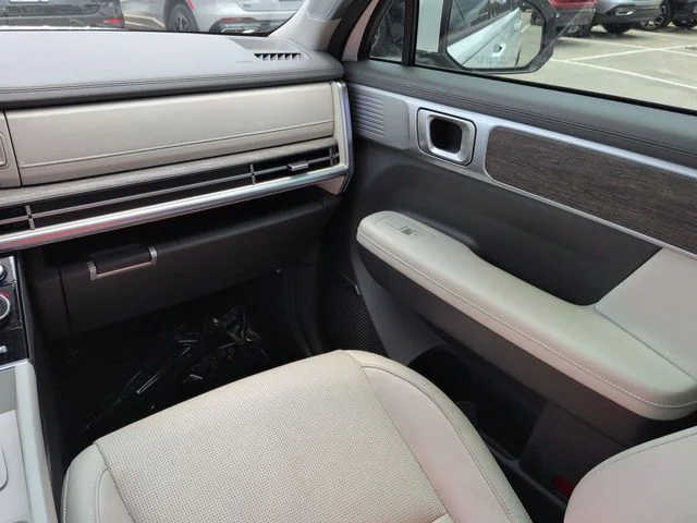 Certified Used 2025 White Hyundai Limited image 17