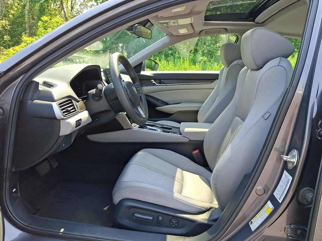 2020 Honda Accord EX - Photo 13