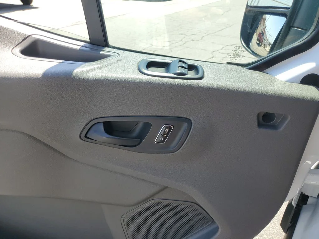Used 2023 White Ford Base image 28