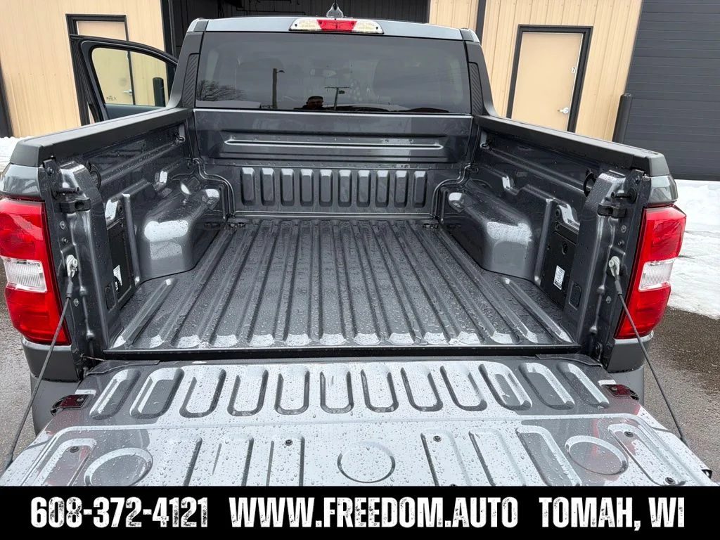 New 2026 Carbonized Gray Metallic Ford XLT image 39