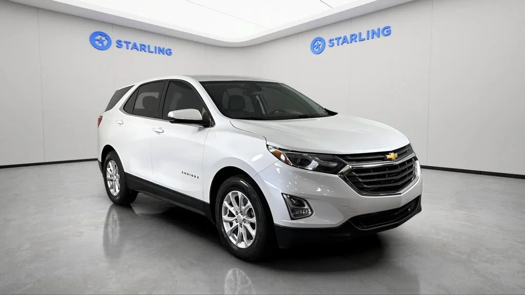 Used 2018 IRIDESCENT PEARL TRICOAT Chevrolet LT image 14