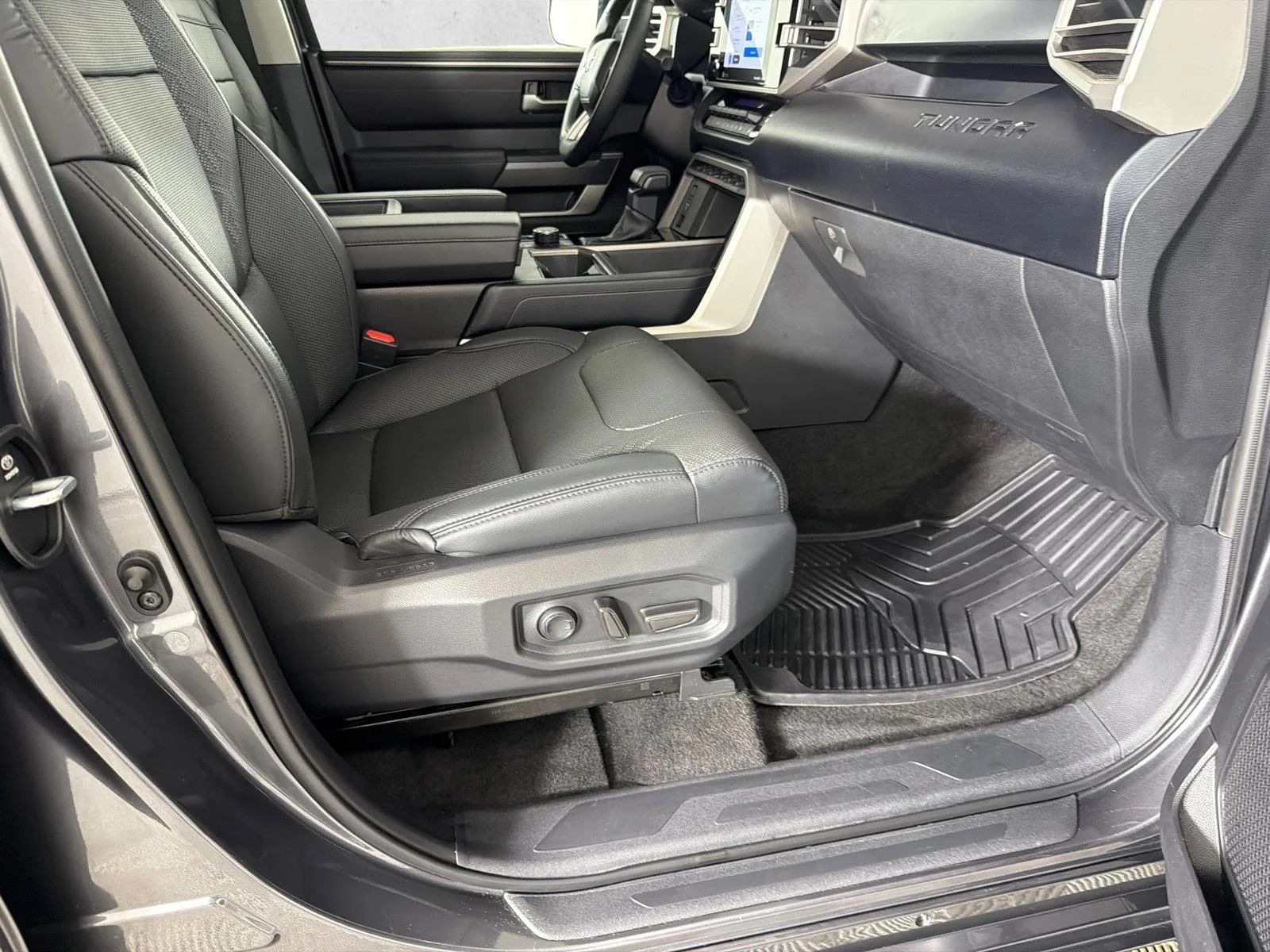 Used 2023 Gray Toyota SR5 image 13