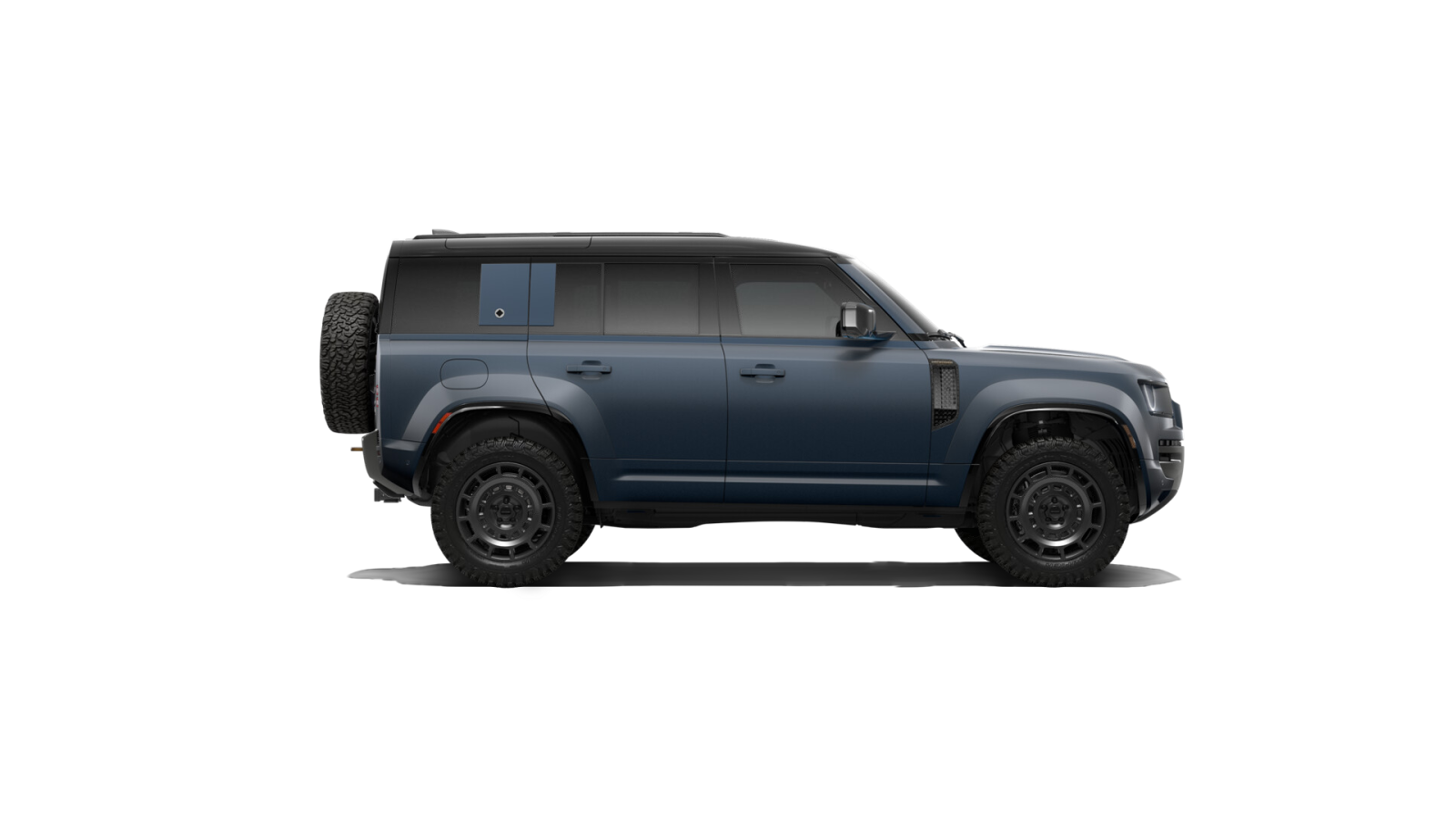 New 2026 Sargasso Blue LAND ROVER OCTA 635PS image 3