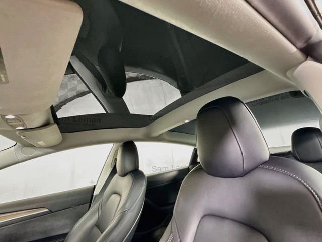 Used 2022 White Tesla Long Range image 21