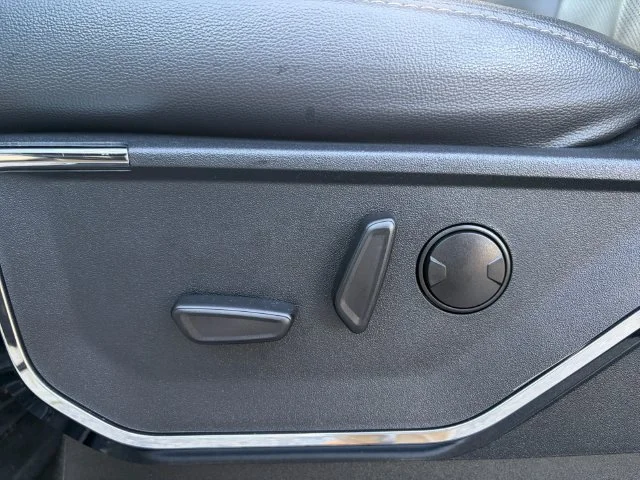 Used 2024 White Ford Lariat image 26