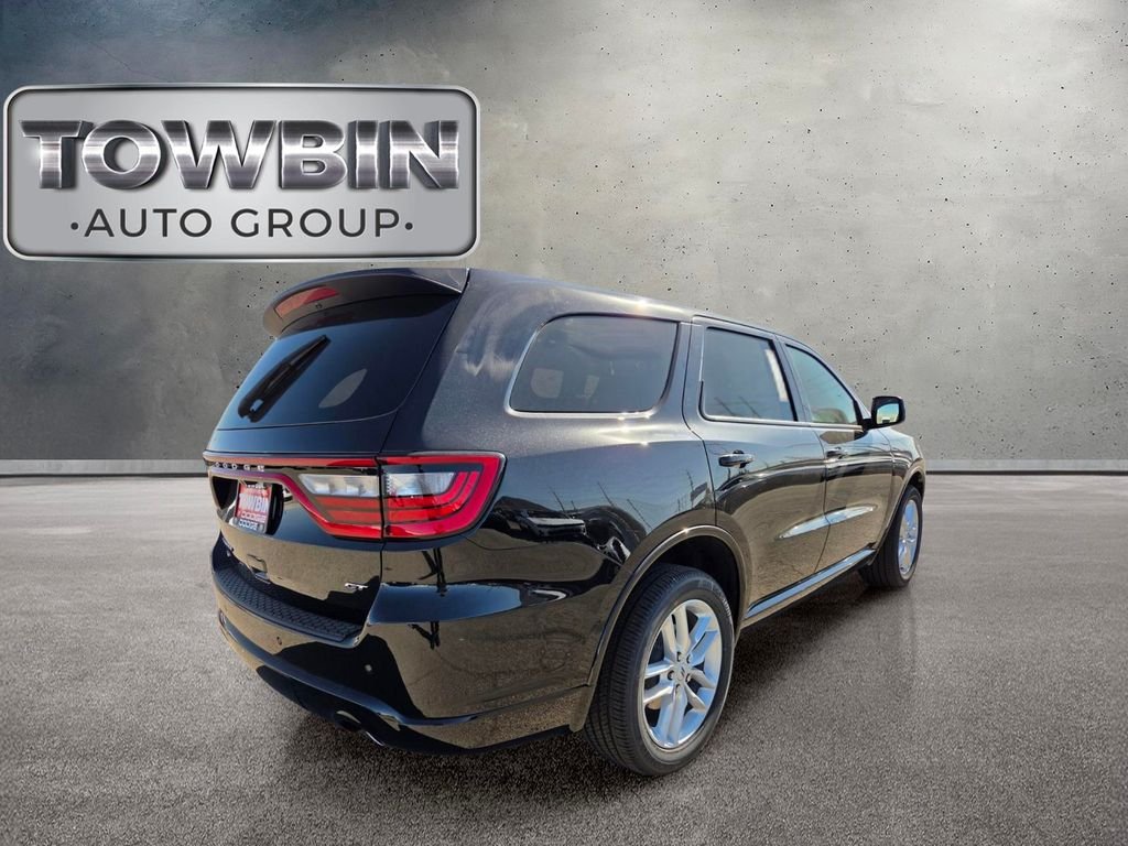 New 2026 Diamond Black Clear-Coat Exterior Paint Dodge GT image 3
