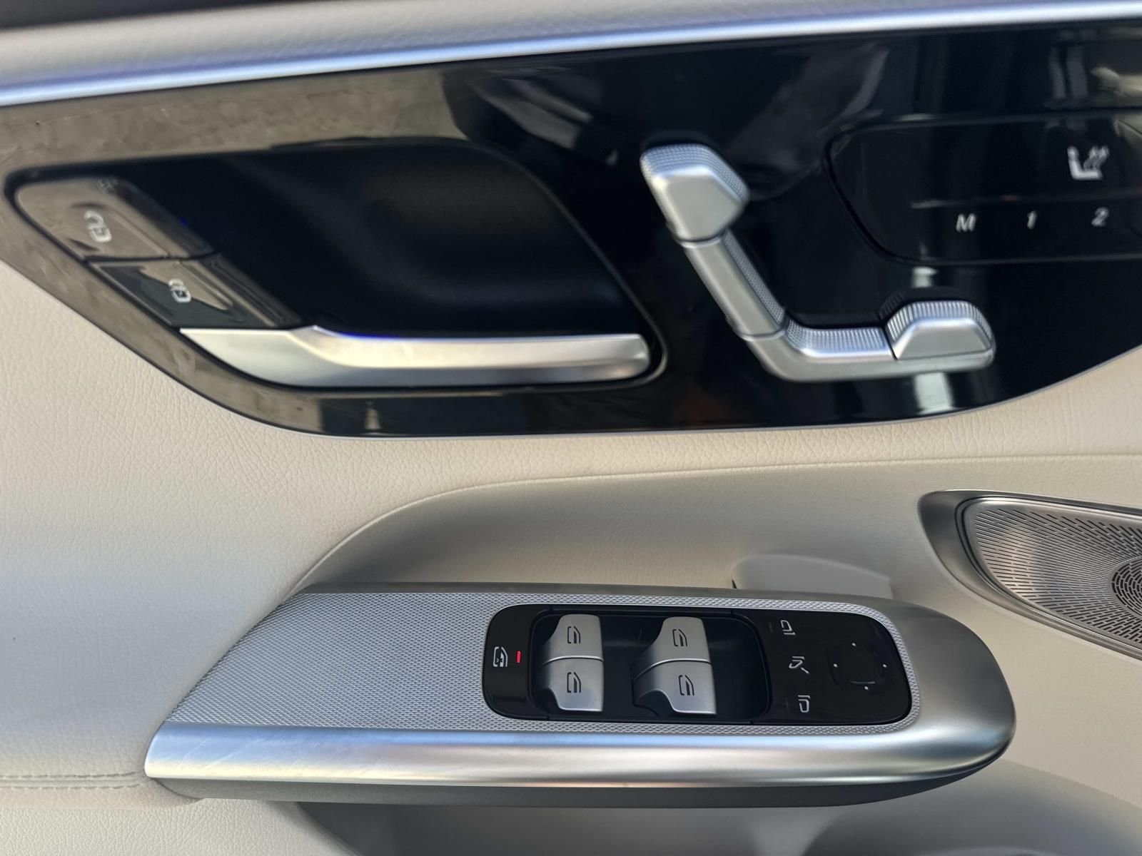 Certified Used 2023 Silver Mercedes-Benz GLC 300 image 20