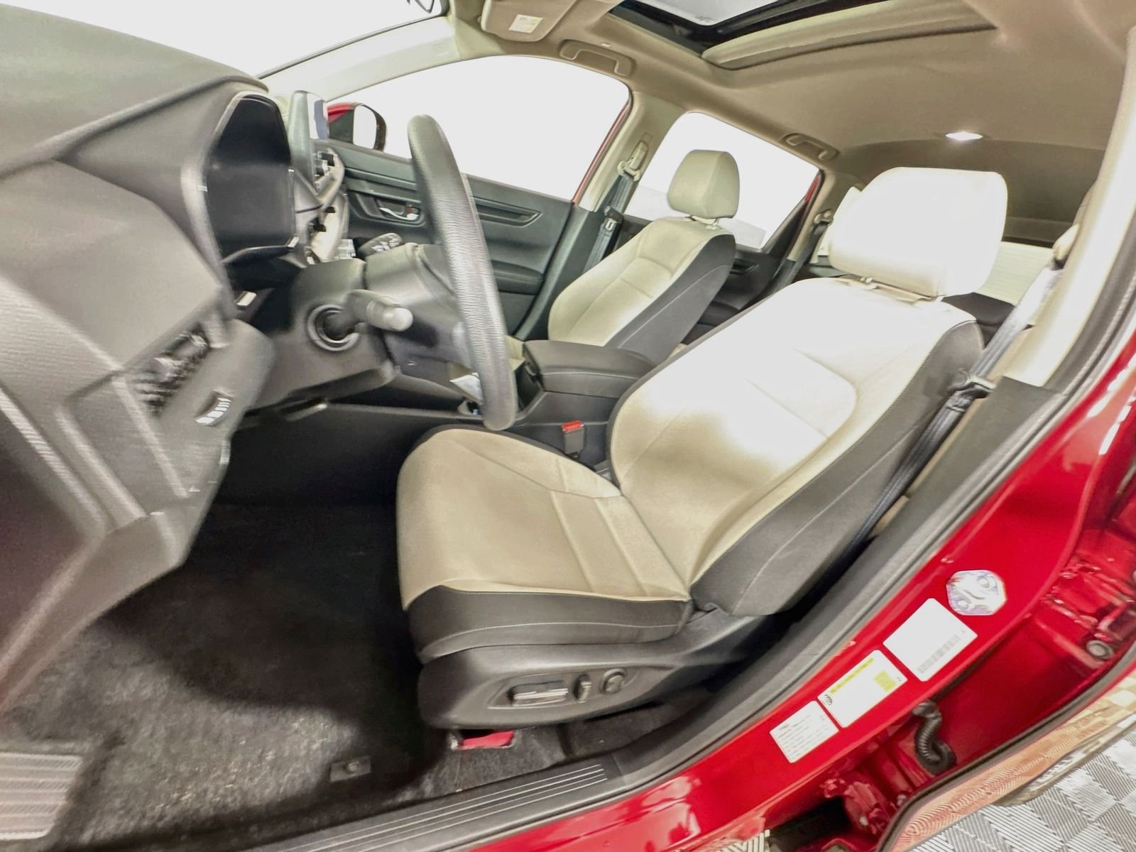 2024 Honda CR-V EX - Photo 11