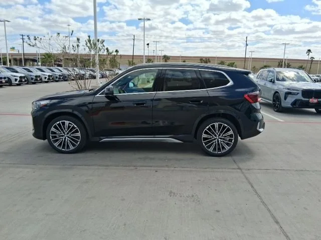 New 2026 Black Sapphire Metallic BMW xDrive28i image 3