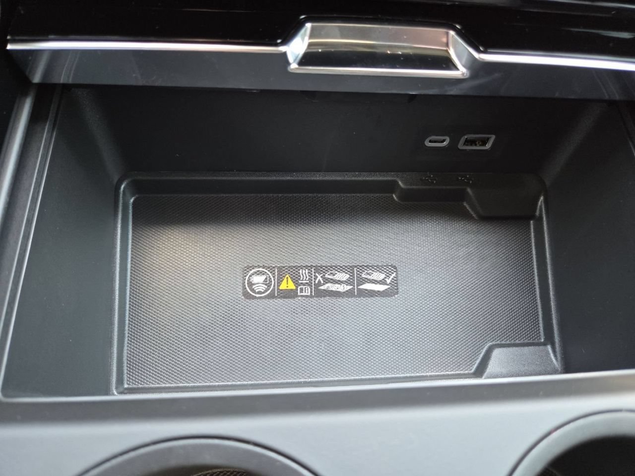 2026 GMC Yukon XL Denali - Photo 11
