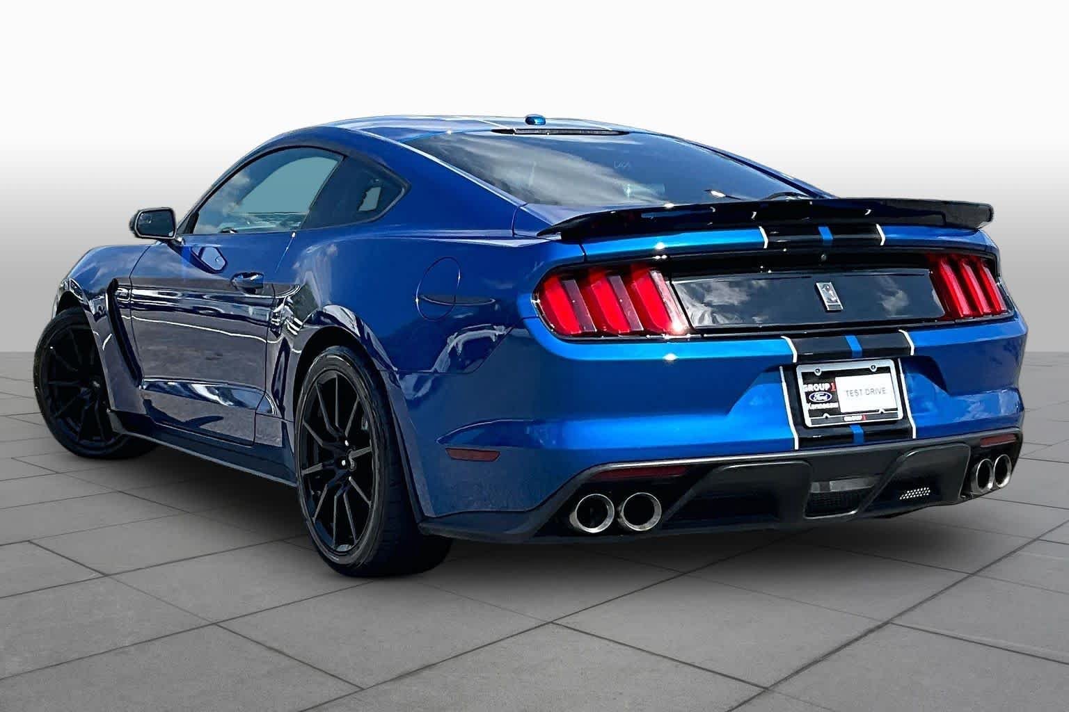 Used 2017 Blue Ford Shelby GT350 image 11