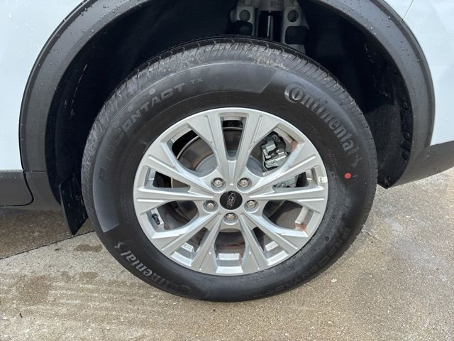 New 2026 Silver Ford Active image 10