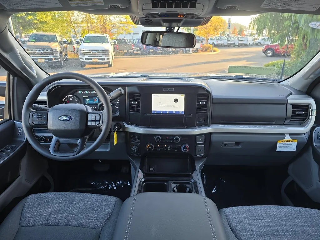 New 2027 Gray Ford XLT image 16