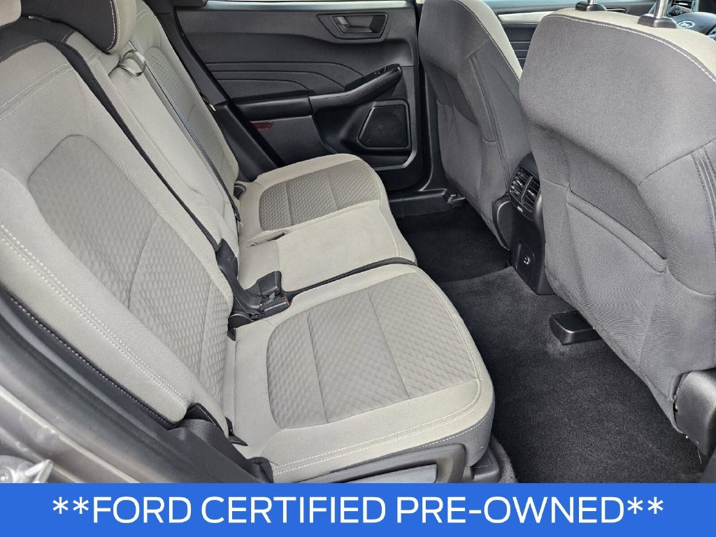 Used 2022 Gray Ford SE image 14