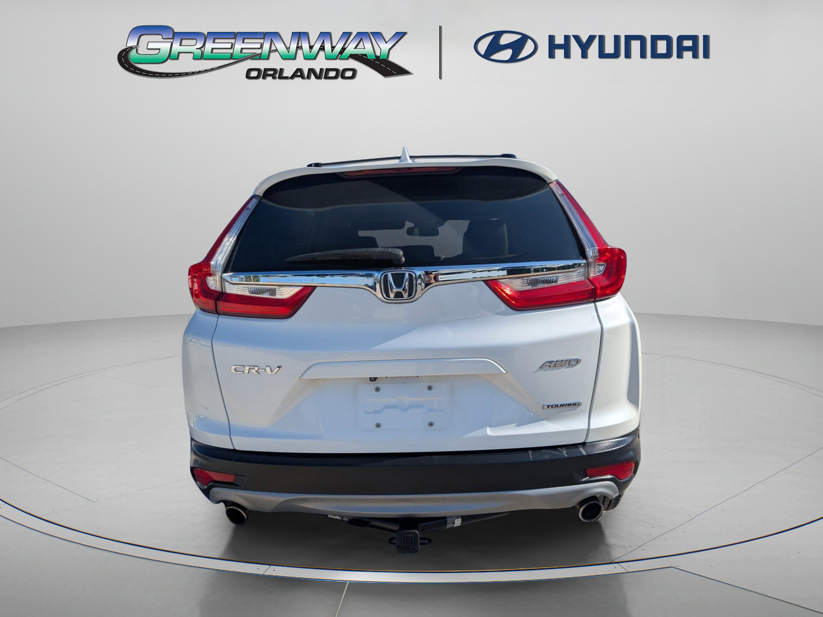Used 2019 Modern Steel Metallic Honda Touring image 7