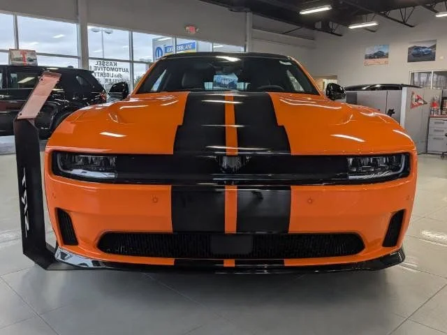 2025 Dodge Charger Daytona R/T - Photo 8