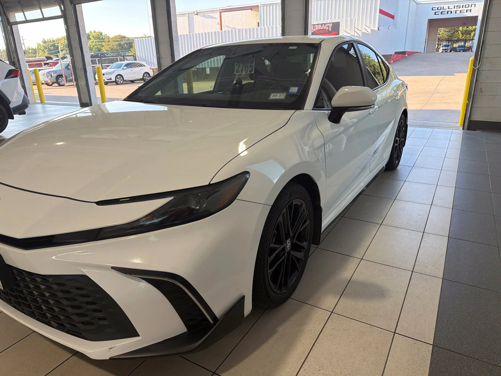 Used 2025 White Toyota SE image 1