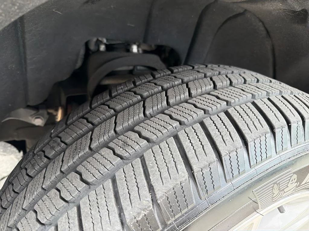 Used 2016 Black GMC SLE image 13