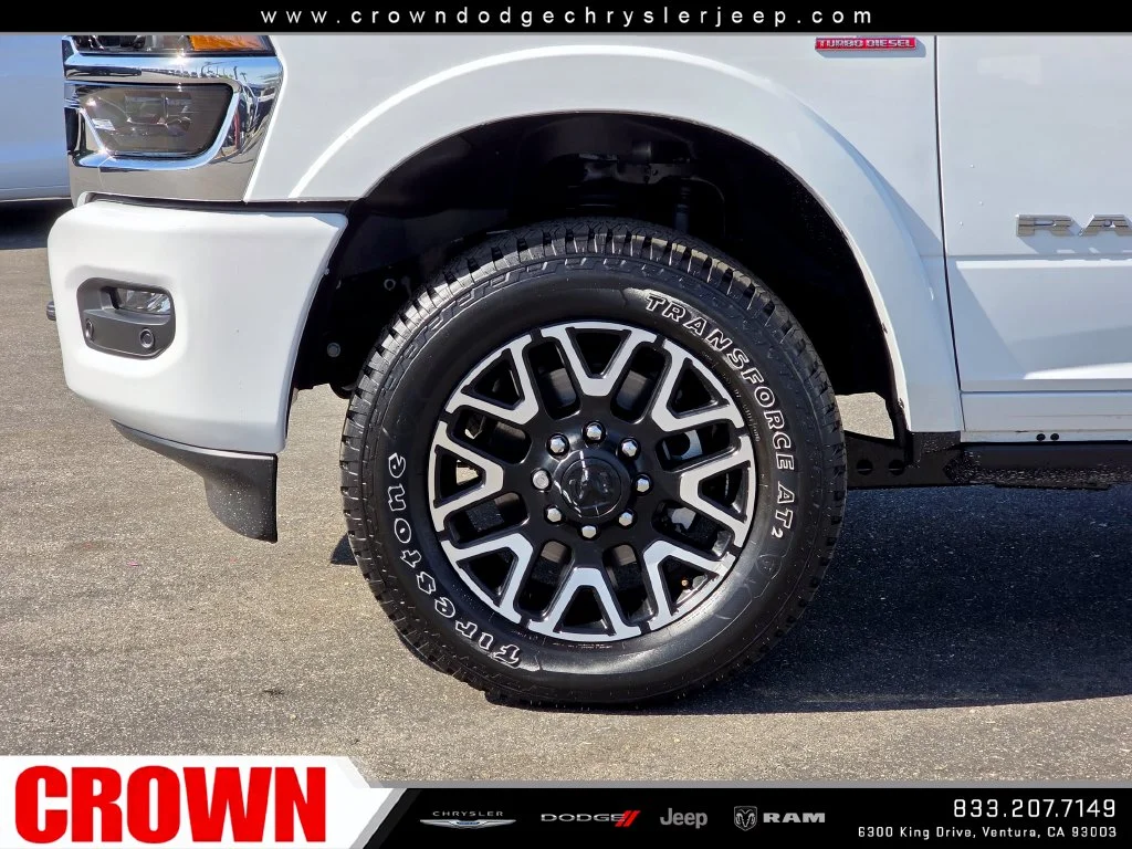 New 2027 Bright White Clear-Coat Exterior Paint RAM Laramie image 9