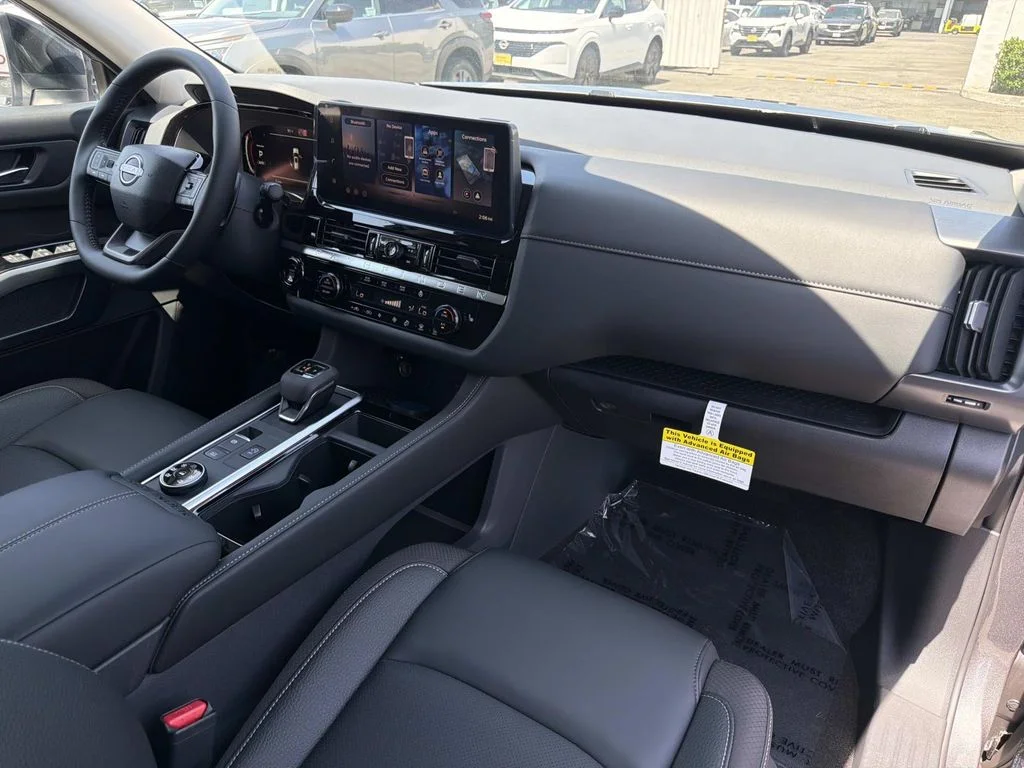New 2026 Gun Metallic Nissan SL image 31