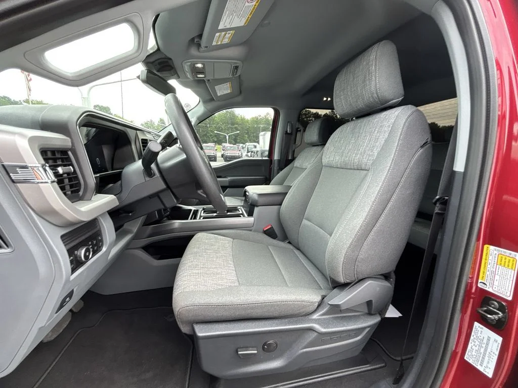 Used 2026 Red Ford XLT image 13