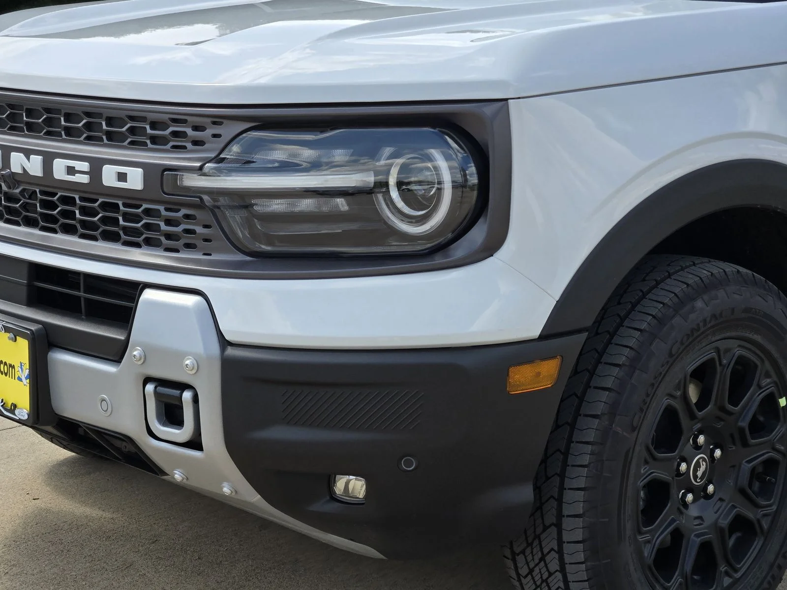 New 2026 Oxford White Ford Badlands® image 5