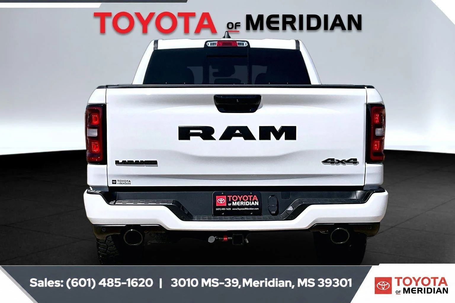 Used 2025 Bright White Clearcoat Ram Laramie image 4