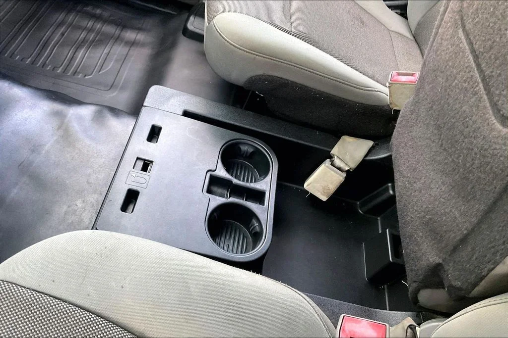 Used 2019 White Ford XL image 16