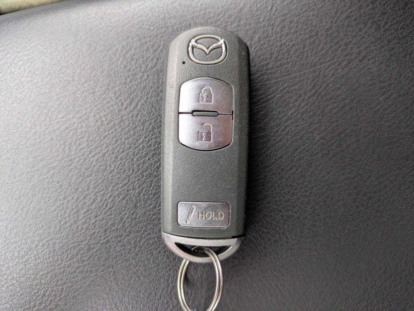 Used 2018 Sonic Silver Metallic Mazda Sport image 27