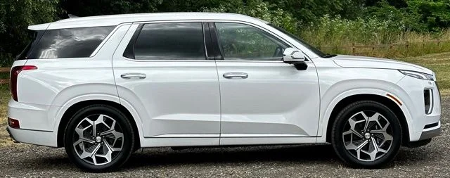 Used 2021 Hyper White Hyundai Calligraphy image 10