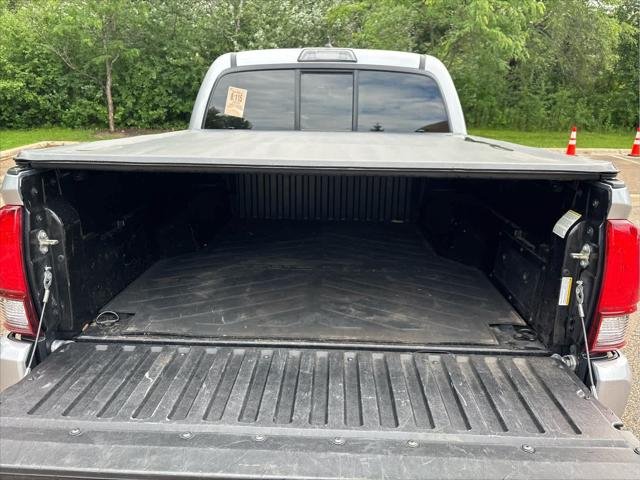 Certified Used 2019 SILVER SKY METALLIC Toyota  image 7